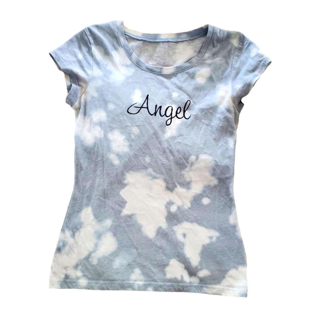Wound Up Womens Size Small‎ (3-5) Blue and White Angel Tshirt